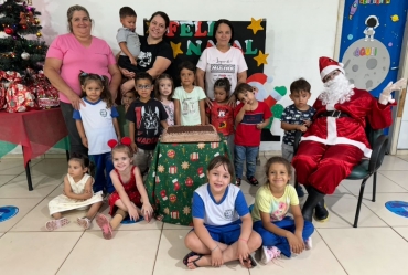 Comemorações dos aniversariantes movimentam as escolas de Educação Infantil na cidade de Fartura 