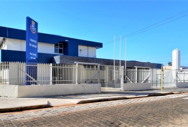 Centro de Saúde I de Avaré atende até 8 da noite nesta sexta, 10, exclusivamente para vacinação