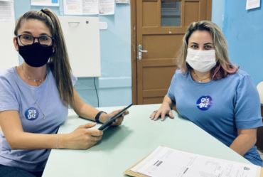 Edutuber farturense retorna às origens e grava vídeo com professora da Escola E.E. “Monsenhor José Trombi”