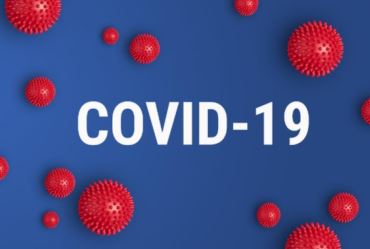 Adolescentes de 15 a 17 anos dão exemplo e comparecem à vacinação antiCovid
