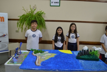 Colégio Educacional de Fartura realiza sua VIII Feira de Ciências