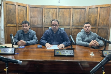 Câmara de Timburi aprova três projetos em sessão extraordinária