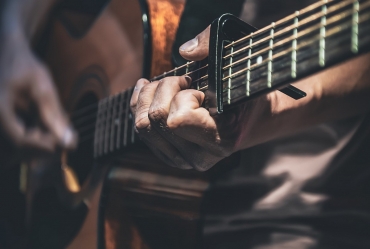 Músico João Gabriel e convidados se apresentam nesta quinta, 22, no Centro Cultural de Avaré