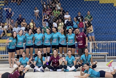 Vitória com garra e superação: equipes de voleibol de Avaré garantem vaga na final da Taça Ouro