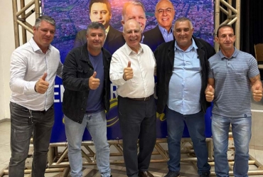 João da Tapera e vereadores se reúnem com os deputados Arnaldo Jardim e  Mauro Bragato e com diretor do Sebrae Marco Vinholi em busca de recursos 