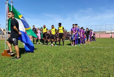 Campeonato Municipal de Futebol começa com emoção e homenagem a Ronaldo de Araujo em Avaré