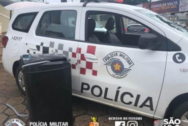 Homem é preso pela PM logo após furtar maquina de lavar roupas em Avaré