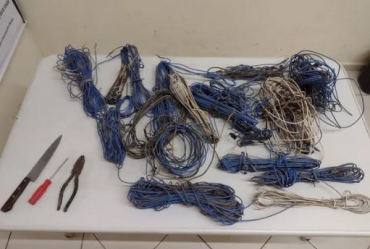 Homem é detido após furtar fiação elétrica de casa desocupada para comprar drogas em Avaré