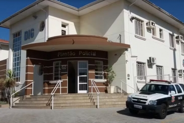 Mãe com recém-nascido é presa por tráfico de drogas em Iaras