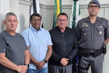 Prefeito Roberto Araujo anuncia Atividade Delegada com atuação do Corpo de Bombeiros em Avaré